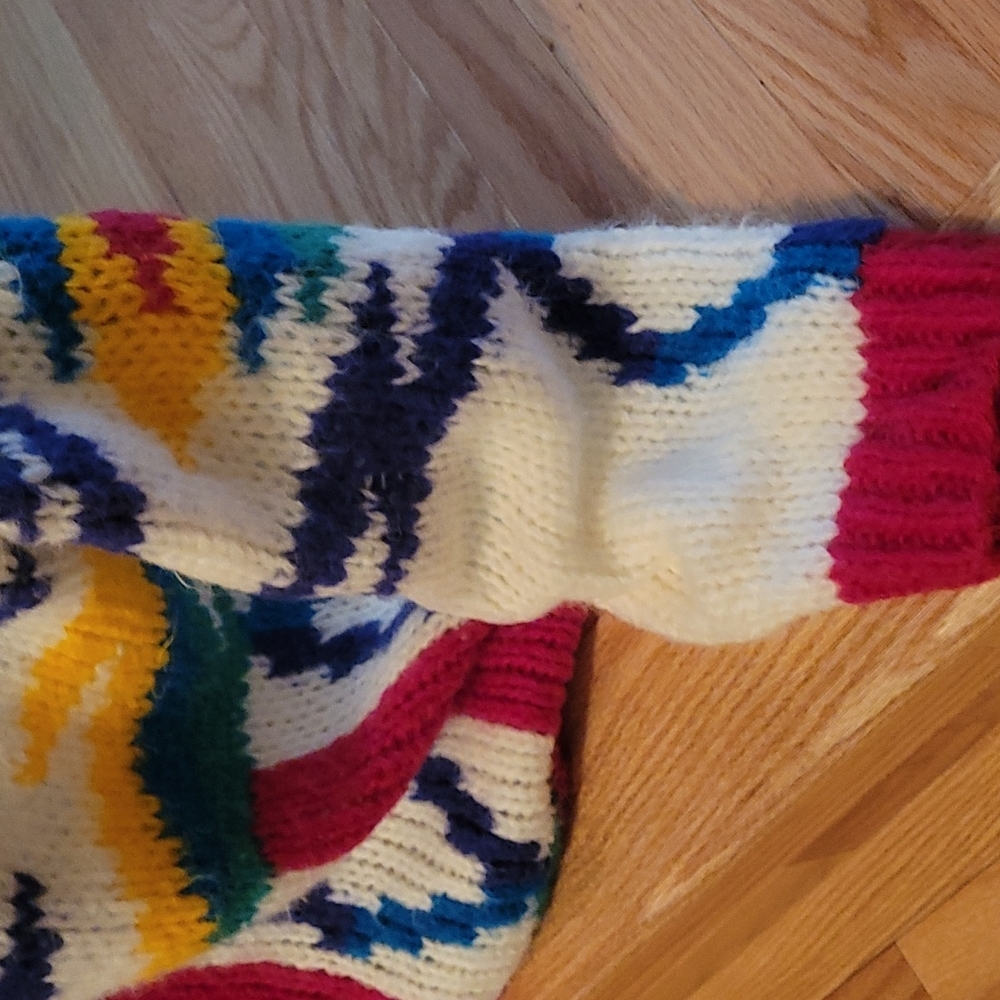Sweater - Picture 3 of 7